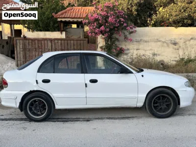 Hyundai Accent GLS 2