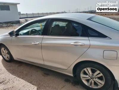 Hyundai Sonata SE 4