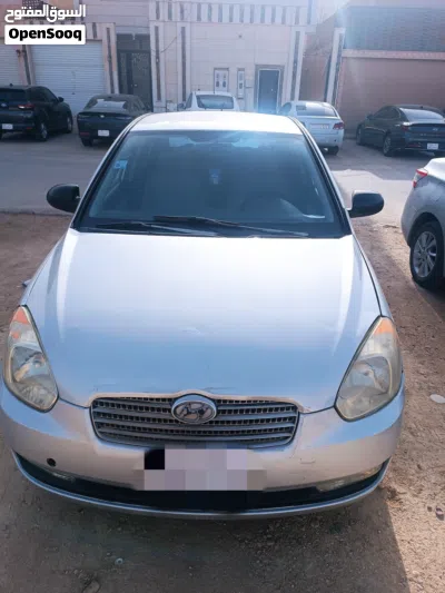 Hyundai Accent Standard 2