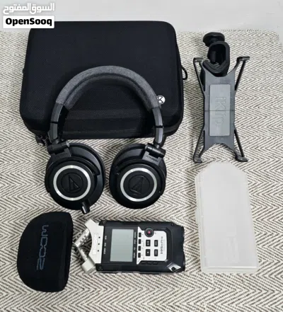 Professional Voice Recording Kit – ZOOM H4N PRO, AUDIO TECHNICA M50X 2