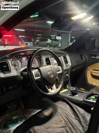 دودج تشارجر SXT 4