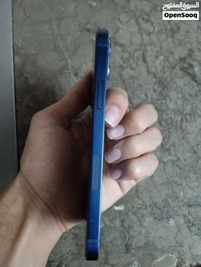 ايفون 12 عادي مساحته 128G 2