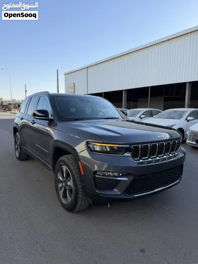 جيب جراند شيروكى Cherokee 4xe 3