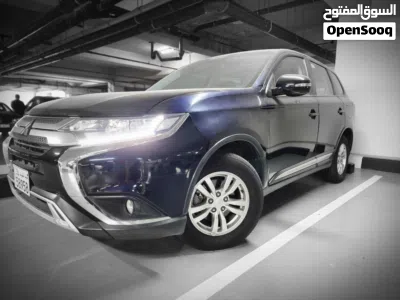 Mitsubishi Outlander GLS 2