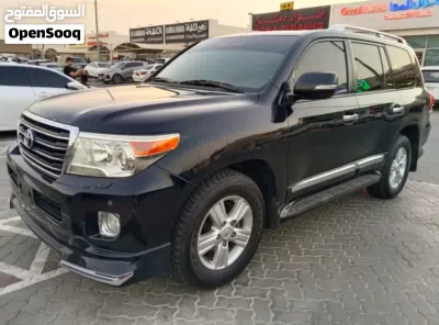 Toyota Land Cruiser GXR 3