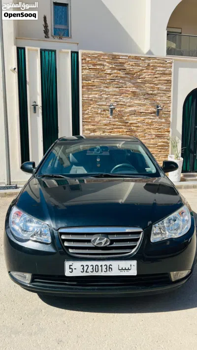 Hyundai Avante SE 2