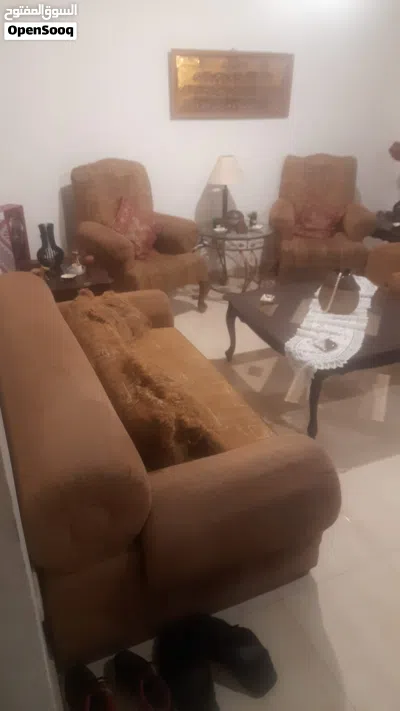 طقم كورنر بحاله ممتازه للبيع بسعر 170 دينار البيع بقصد التبديل 3