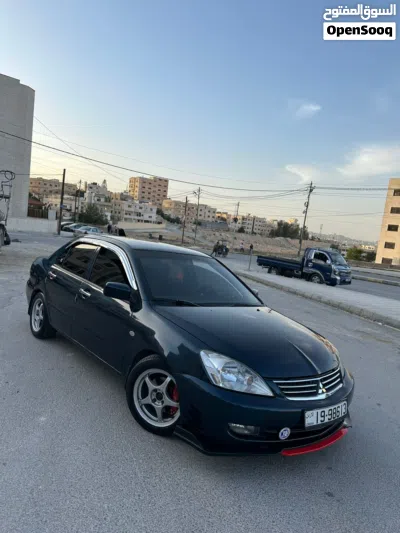 Mitsubishi Lancer ES 3