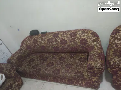 طقم كنب صغير للبيع 3