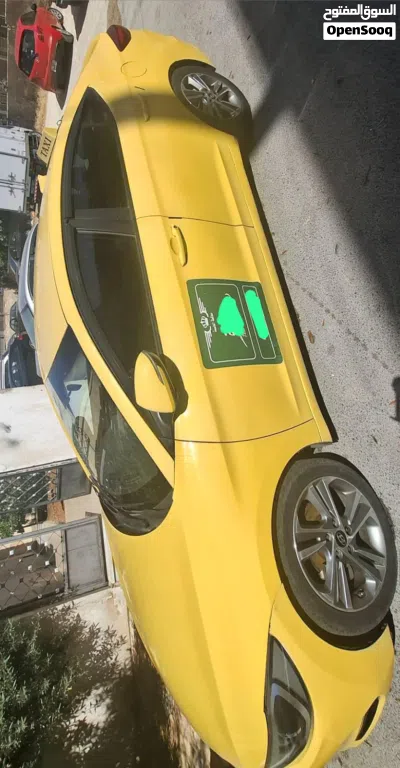 Hyundai Avante SE 2