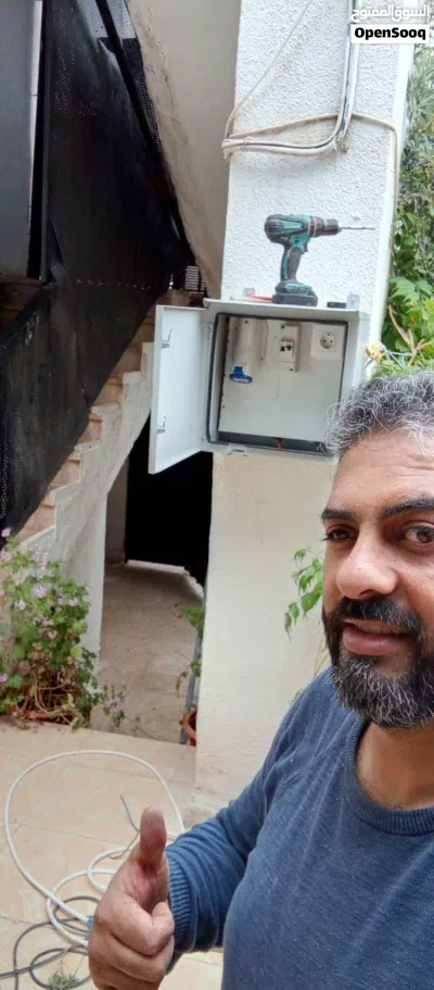 تركيب نقاط شحن جميع انواع سيارات بمواصفات عاليه وتركيب كاميرات وانتركم وصيانه كهربا وتمديدات20سنه 2