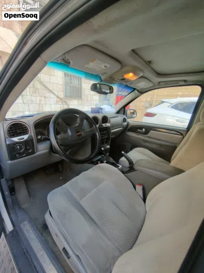 GMC Envoy Standard 3