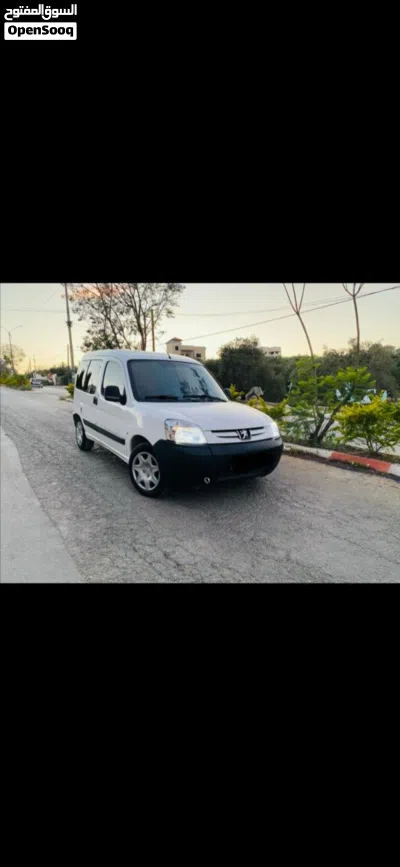 Peugeot Partner Standard 4