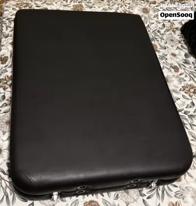 Portable Massage Table - Master 28’’ Black (Brand New) 4