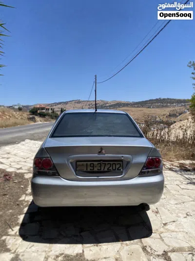 Mitsubishi Lancer GLS 4