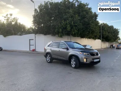 Kia Sorento EX 4