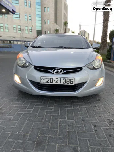 هيونداي افانتي Limited 3
