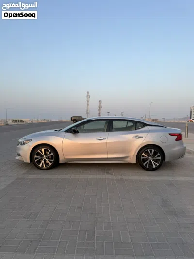 Nissan Maxima SR1 4