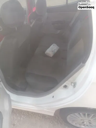 Kia Picanto Standard 4