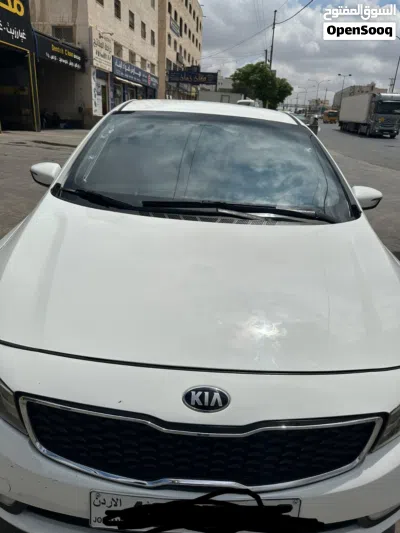Kia Cerato Standard 3