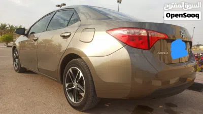 Toyota Corolla LE 3