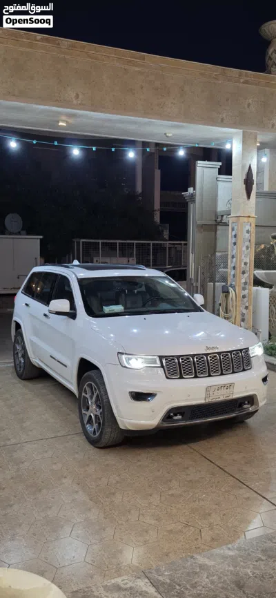 Jeep Grand Cherokee Overland 3