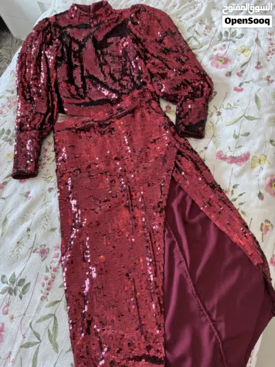 بدلة asos معدسة عنابية 4