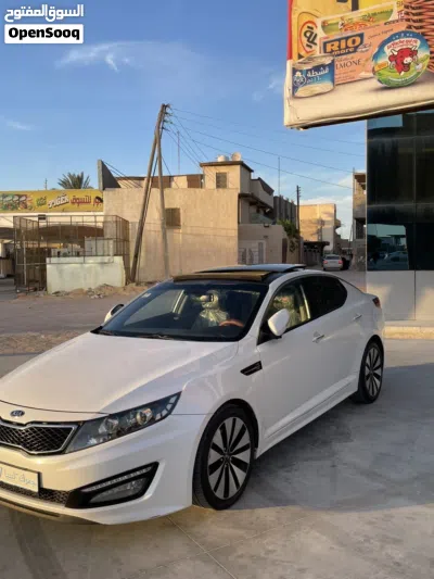 Kia Optima Standard 2