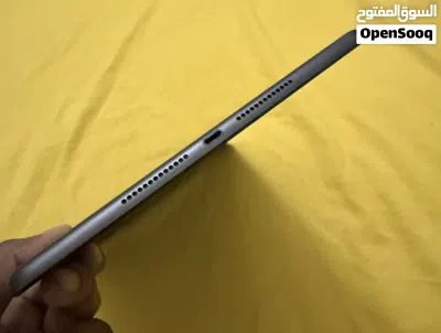 IPAD 8 / wifi + sim 2