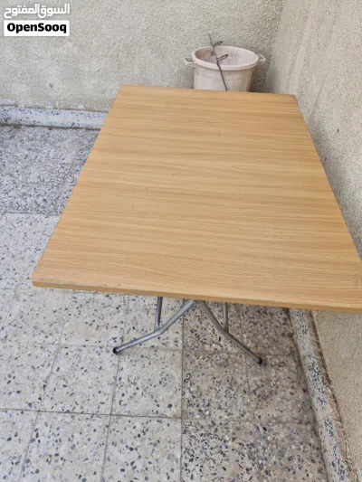 طاولة قابلة للطي متنقلة 3
