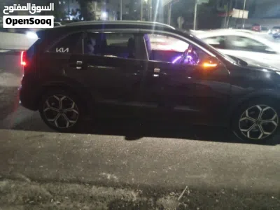 Kia Niro EX 3
