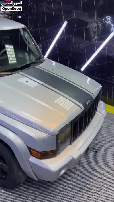 Jeep Commander Standard 4