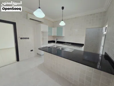 شقه للايجار الموالح الشماليه قريب الموج/Apartment for rent in Al Mawaleh North Near Al Mouj 4
