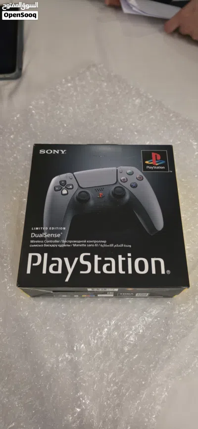Ps5 30th anniversary Limited edition + controller+ ps1 classic + ps remote 3