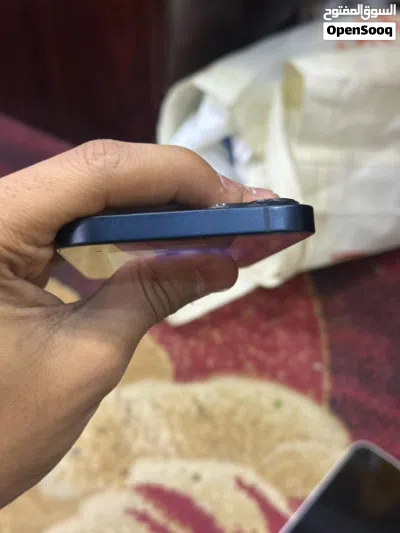 ايفون 13 عادي 4