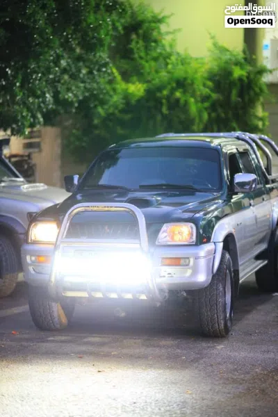 Mitsubishi L200 Standard 4