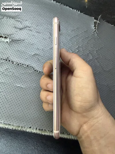 ايفون 8 بلس 4