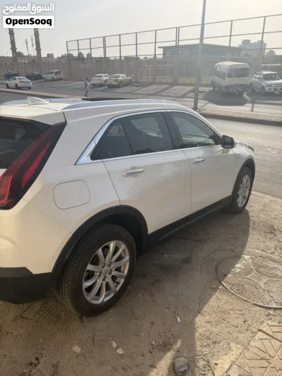 كاديلاك XT4 Premium Luxury 4