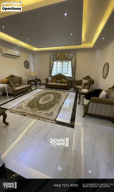 فيلا مؤسسه للإيجار السنوي في المعبيله شارع النور 4