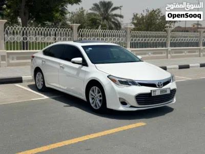 Toyota Avalon XLE 3