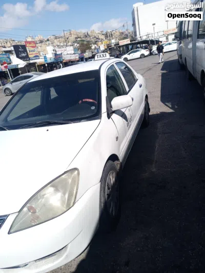 Mitsubishi Lancer ES 3