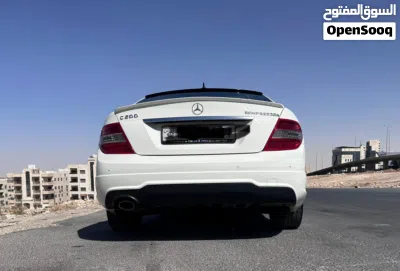 مرسيدس بنز الفئة-C C 200 4