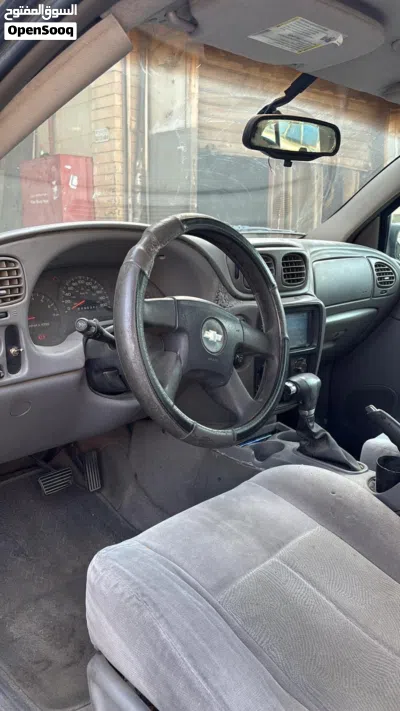 Chevrolet Trailblazer LS 2