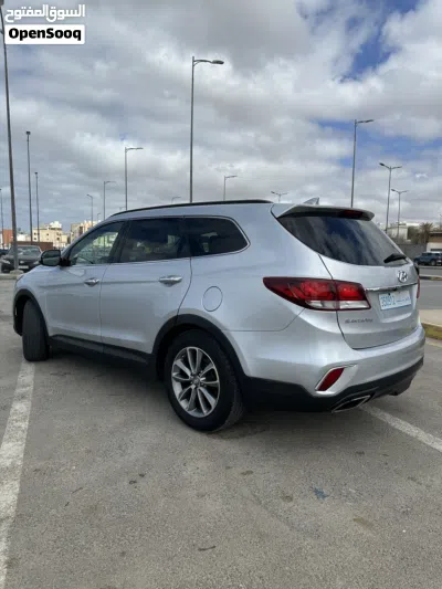 هيونداي سنتافي Standard 3