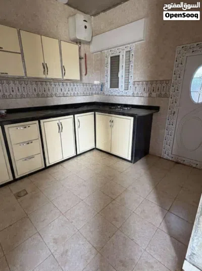 منزل للإيجار سيدي خليفة طريق ال17. 3