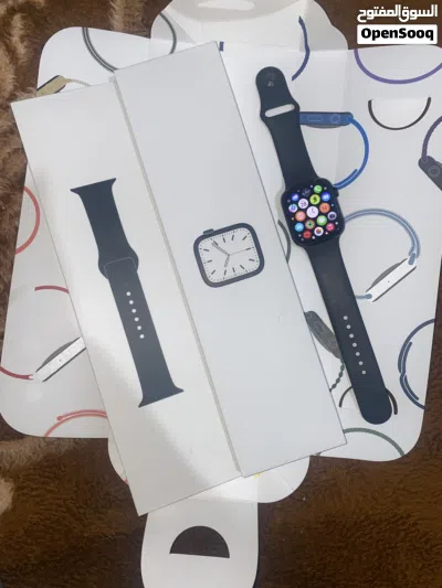 Apple Watch Series 7 45mm Good as new 3