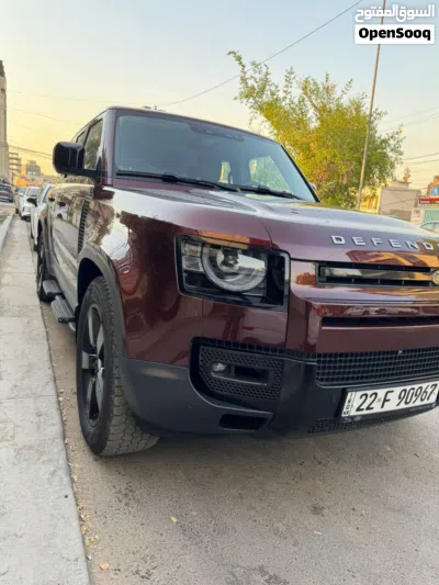Land Rover Defender 130 X-Dynamic 2