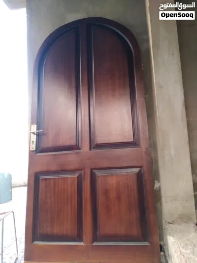 باب مستعمل حاله ممتازة نوع الخشب اجود درجه للموقنو بدون قفص 2