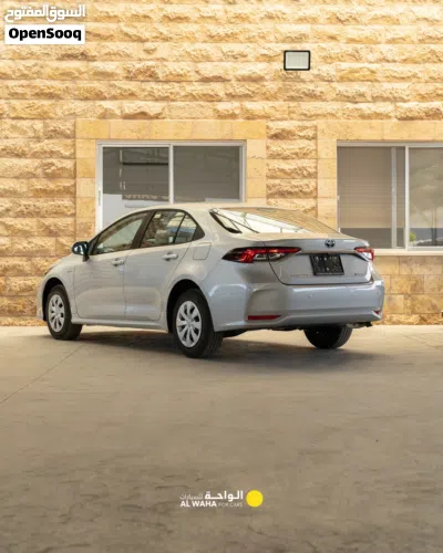 Toyota Corolla Standard 3