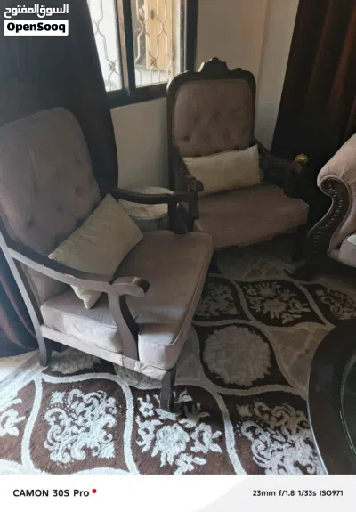 للبيع طقم كنب 7 مقاعد 3